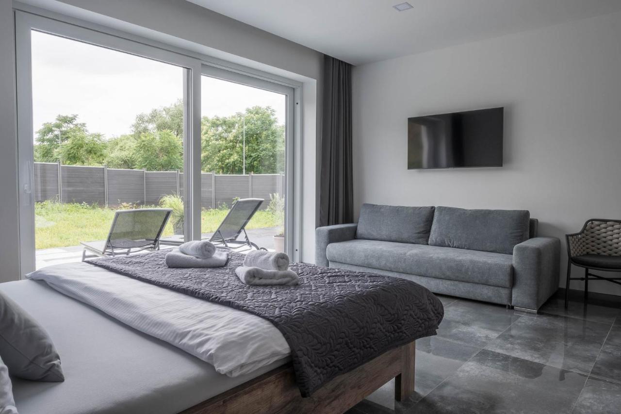 Veltlin Bed & Wine Hotel Valtice Eksteriør billede